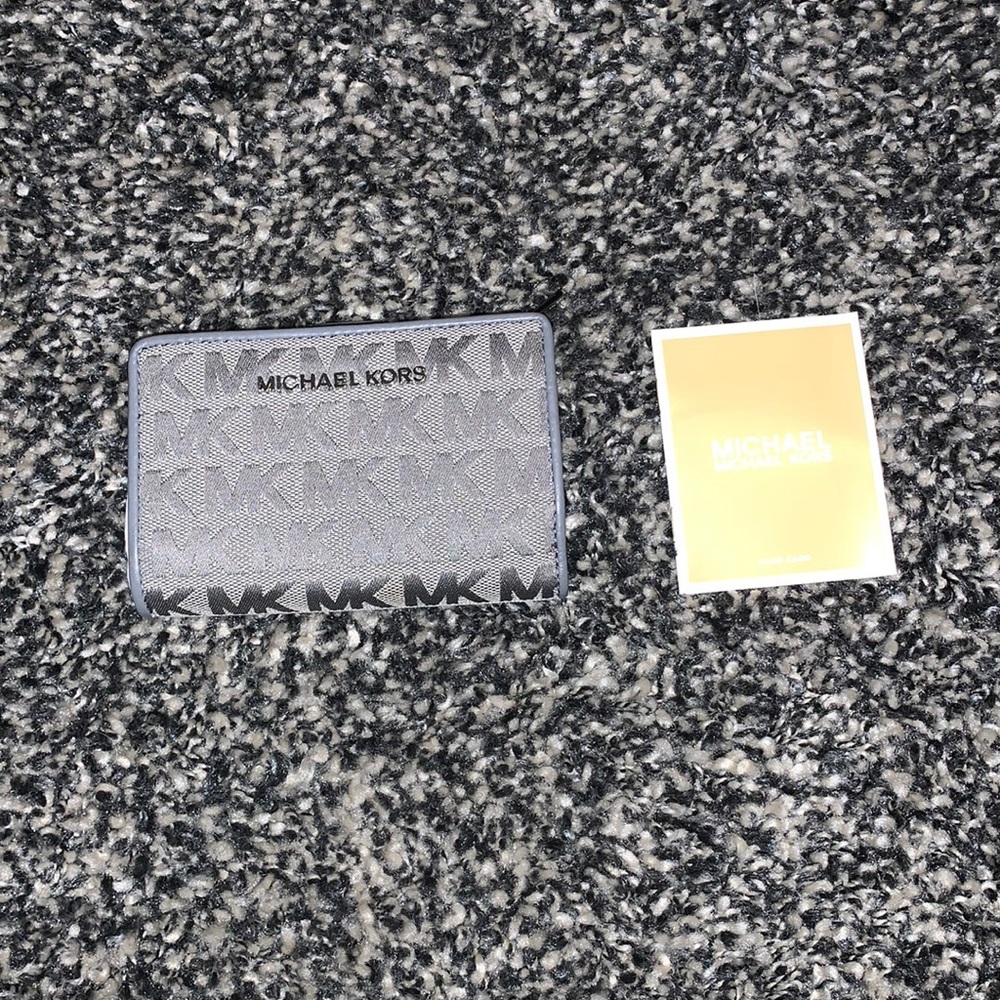 Brand new Michael Kors wallet!!